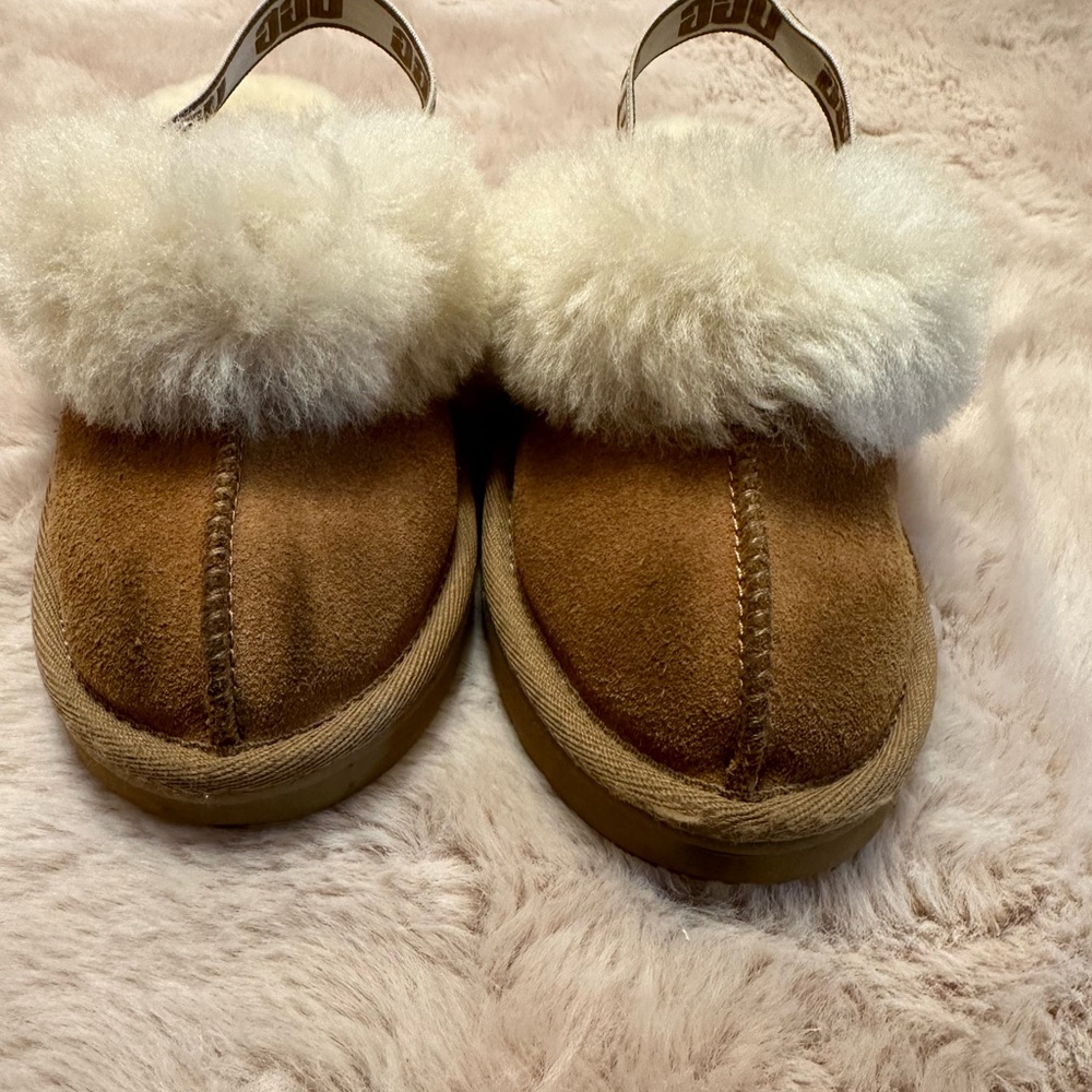 Size 10 toddler uggs